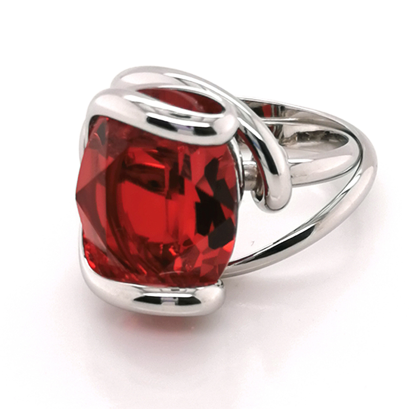 Marazzini - Bague métal rhodié, cristal rouge - Réf RHMOVSMRDW